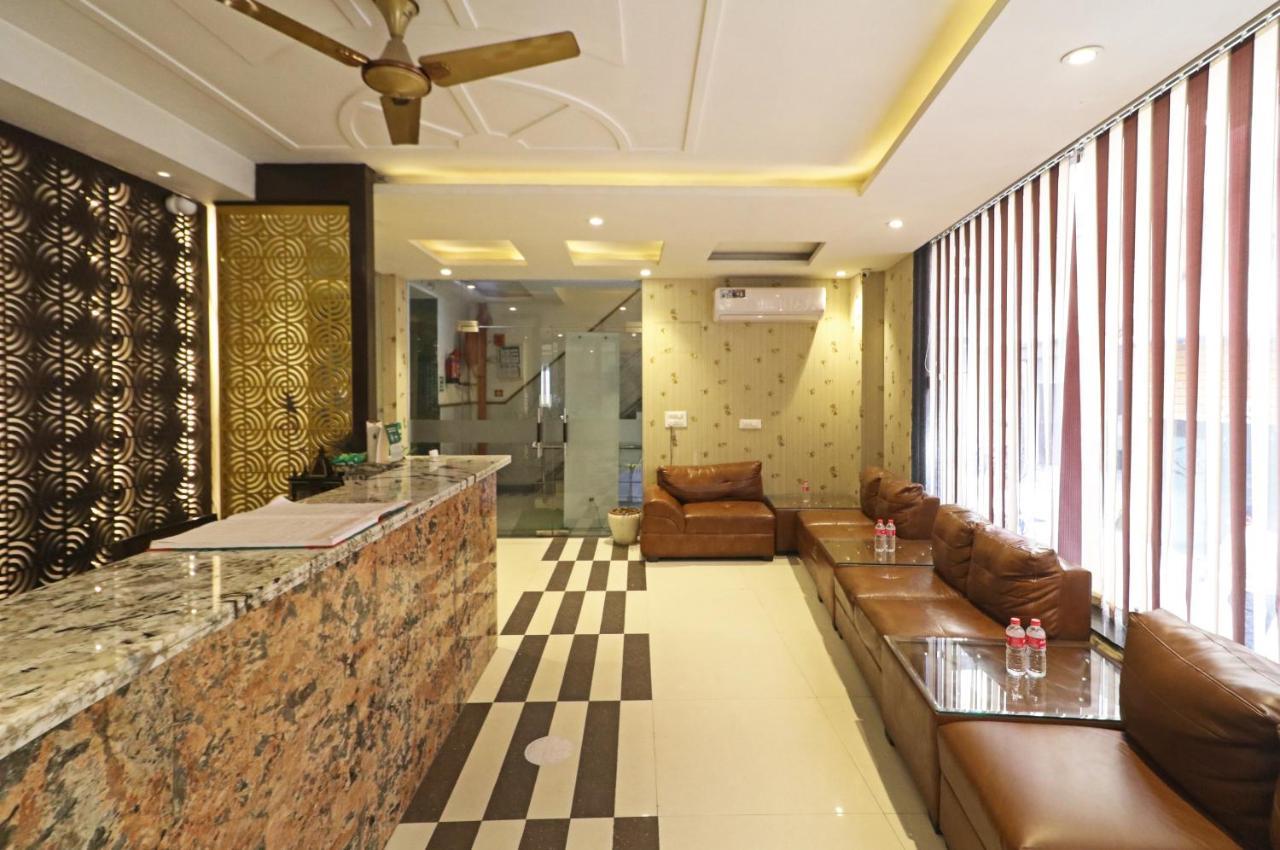 Hotel Paragon Suites New Delhi Eksteriør bilde