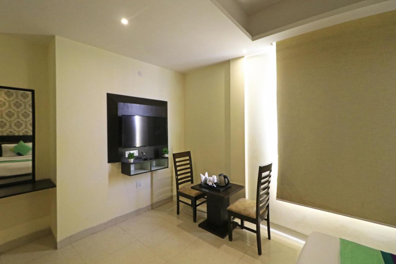 Hotel Paragon Suites New Delhi Eksteriør bilde